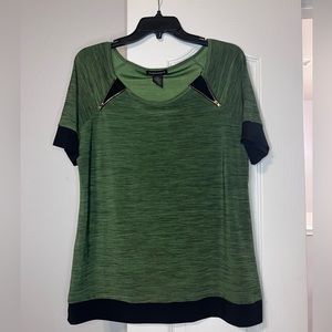 Susan Lawrence Zipper Sleeve Green Accent Women’s Casual Blouse